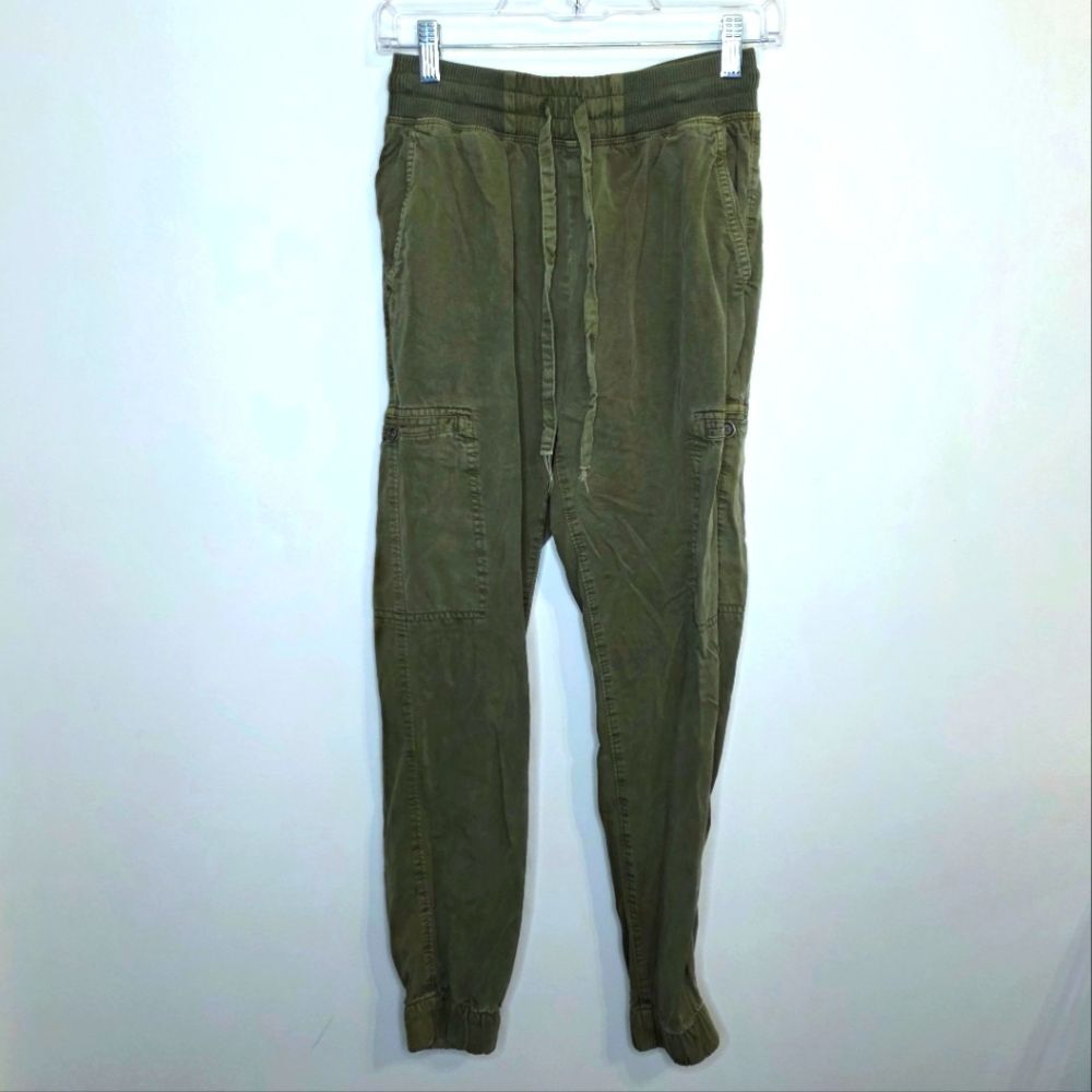 Aerie Green Cargo Joggers Size XS